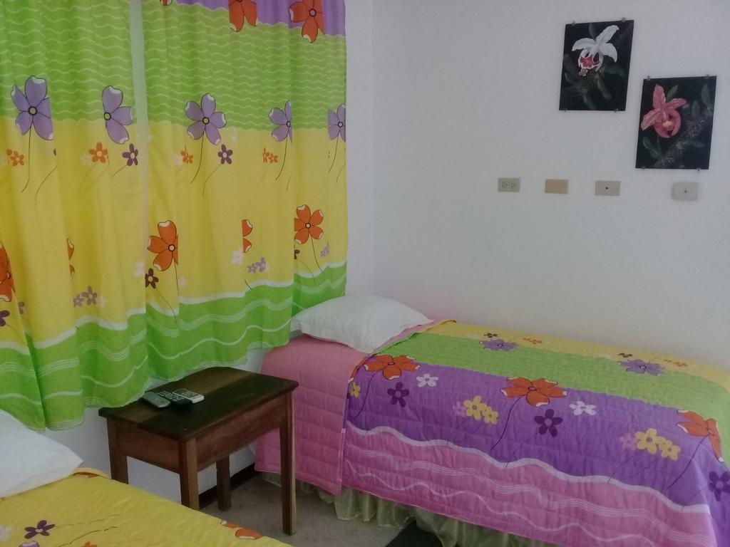 Hostel Quintonido Jarabacoa Exteriör bild
