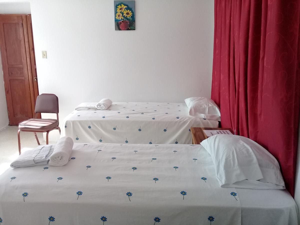 Hostel Quintonido Jarabacoa Exteriör bild